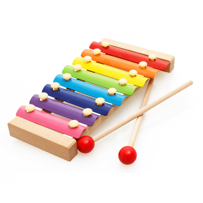子供の虹色の楽器のおもちゃ